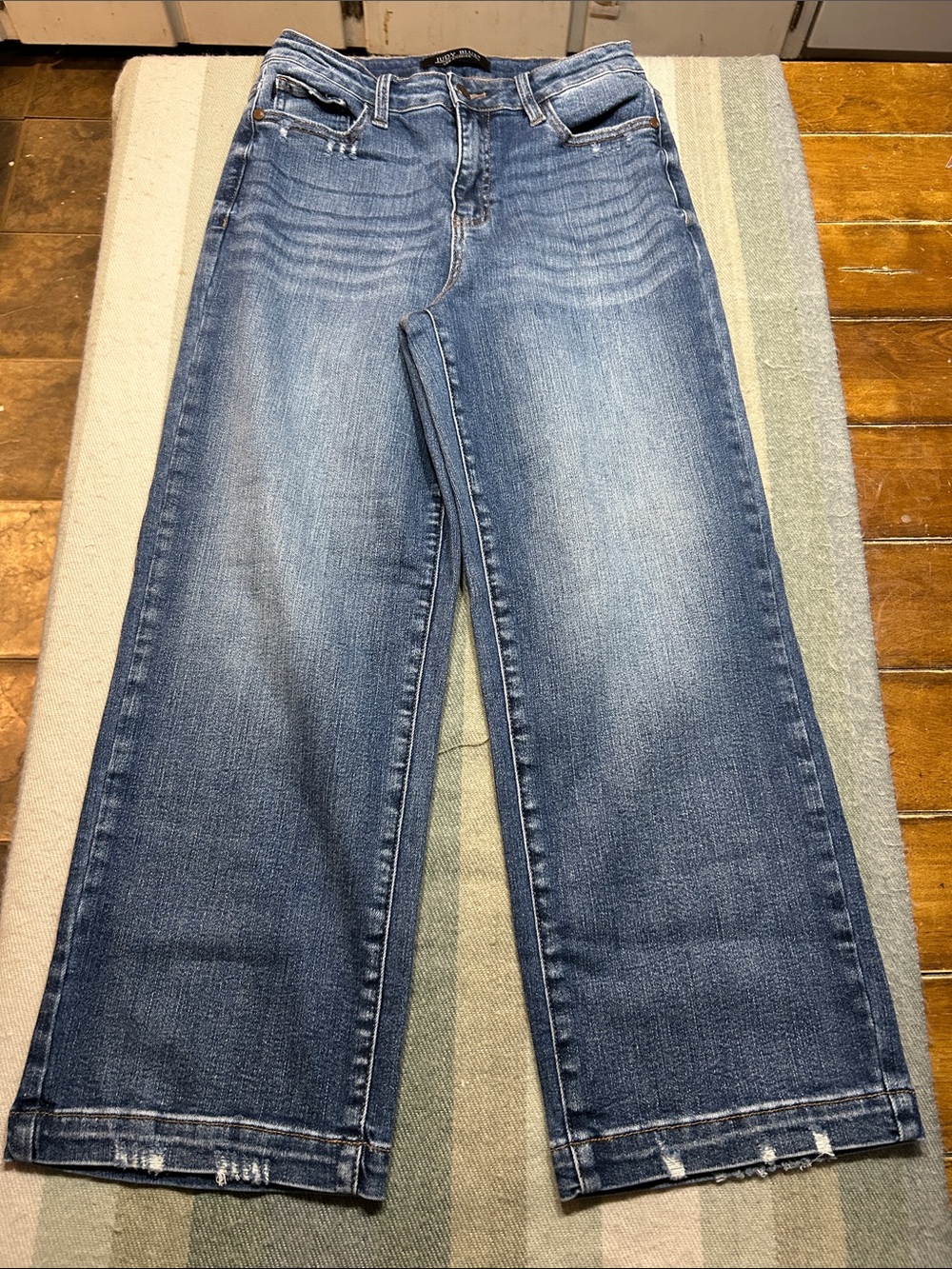 Judy Blue Wide-Leg Flare Jeans in Medium Blue Wash Size 5/27